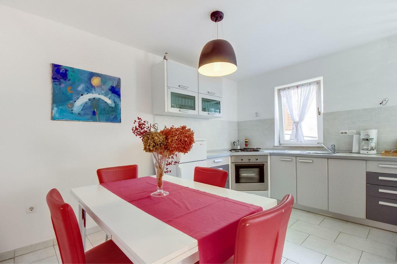 Apartman Natasa Мали-Лошинь Экстерьер фото