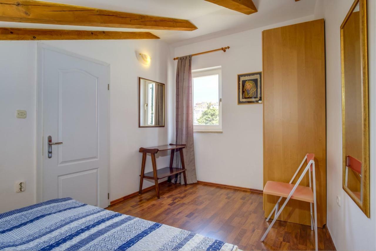 Apartman Natasa Мали-Лошинь Экстерьер фото
